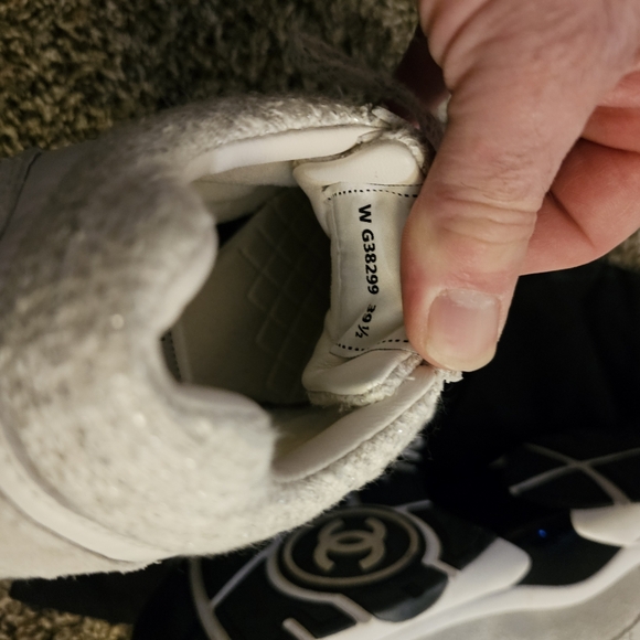 Chanel sneakers white/silver sz 8.5 eu 39.5 - Picture 8 of 9